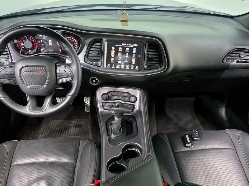 Dodge Challenger 5.7, снимка 7 - Автомобили и джипове - 54849159