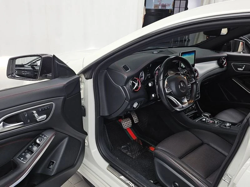 Mercedes-Benz CLA CLA45 AMG 4MATIC| 355к.с.| ВКЛ.ТЕХНОТЕСТ, снимка 10 - Автомобили и джипове - 55402181