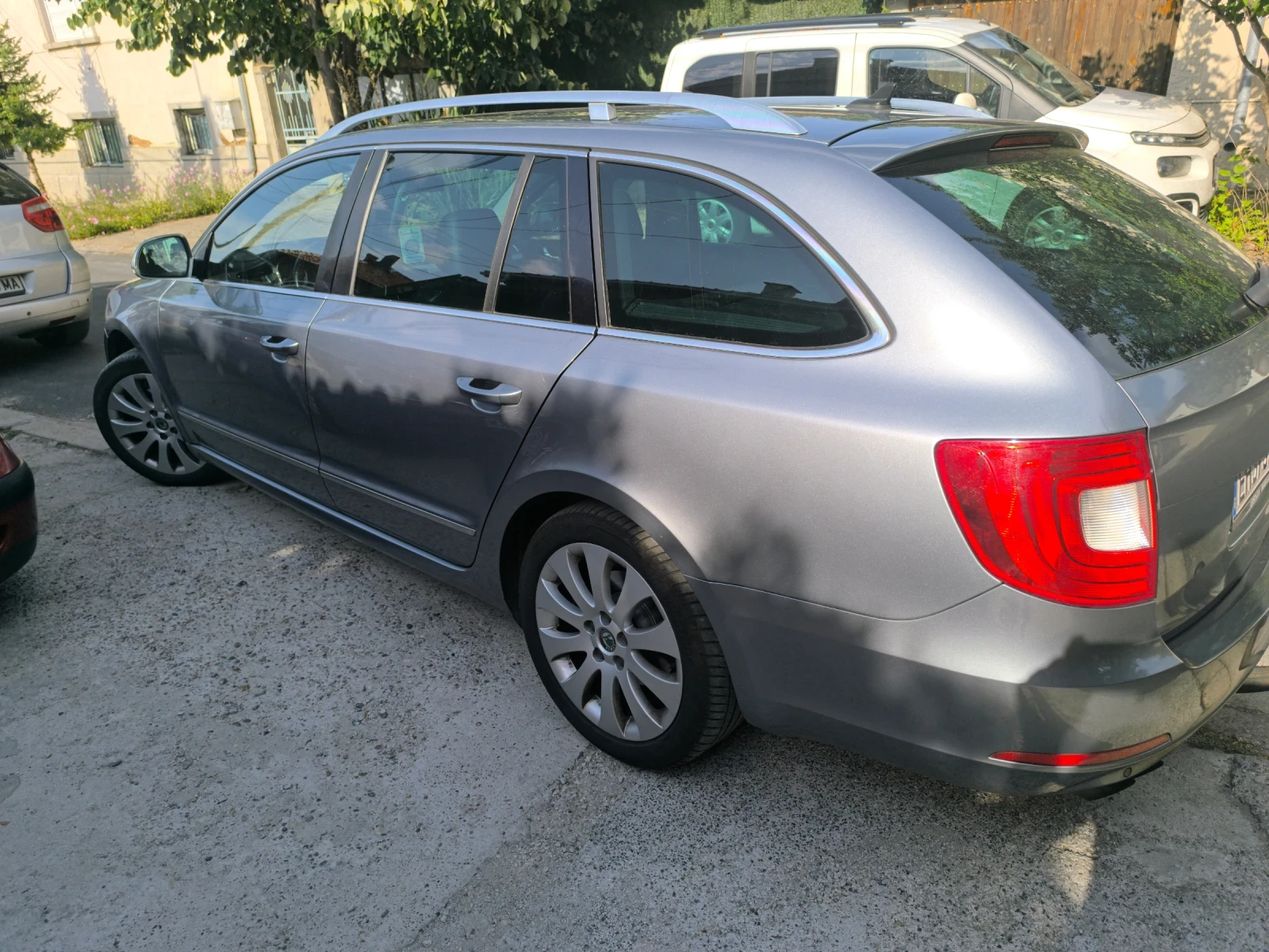 Skoda Superb, снимка 1
