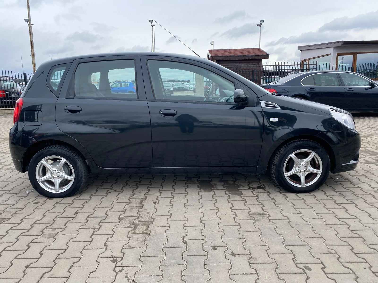 Chevrolet Aveo 1.2I/GAZ - изображение 6