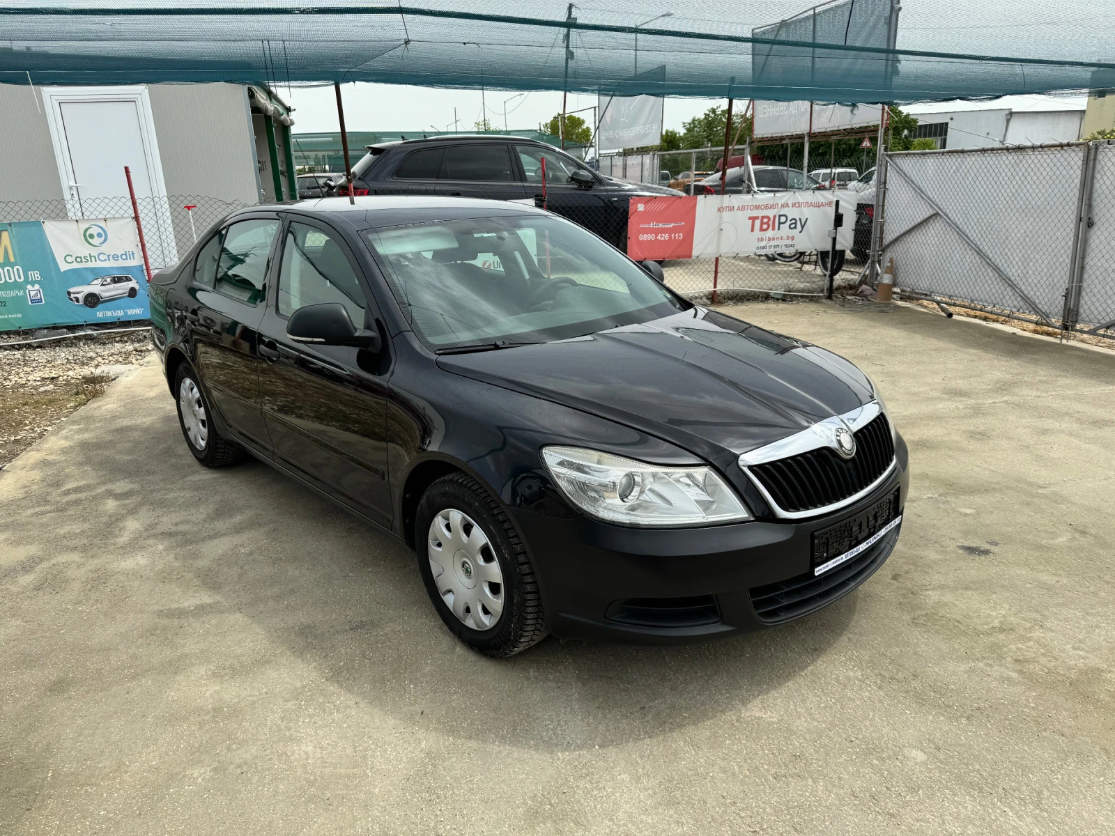 Skoda Octavia Benzin sedan - изображение 3