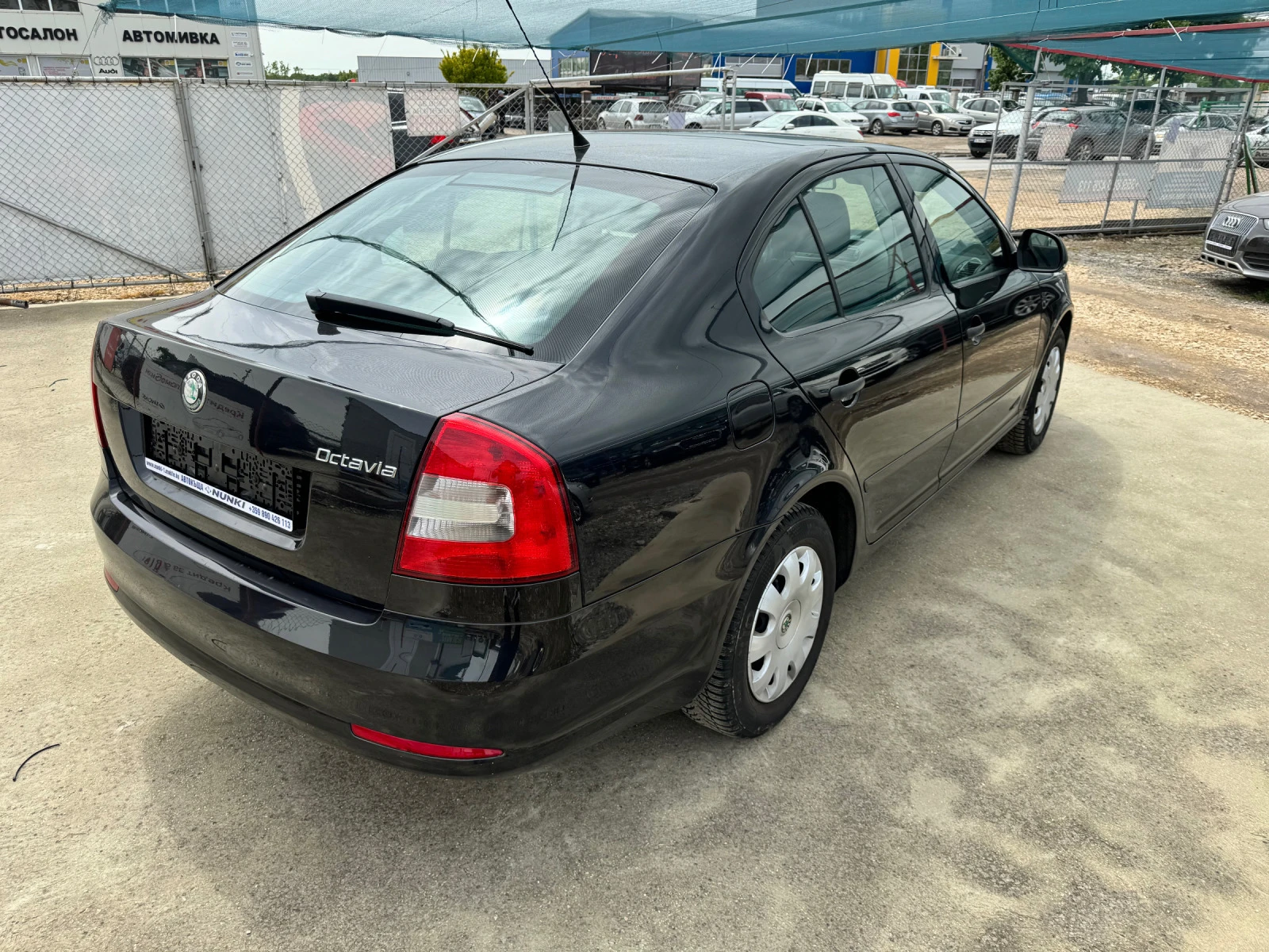 Skoda Octavia Benzin sedan - изображение 7