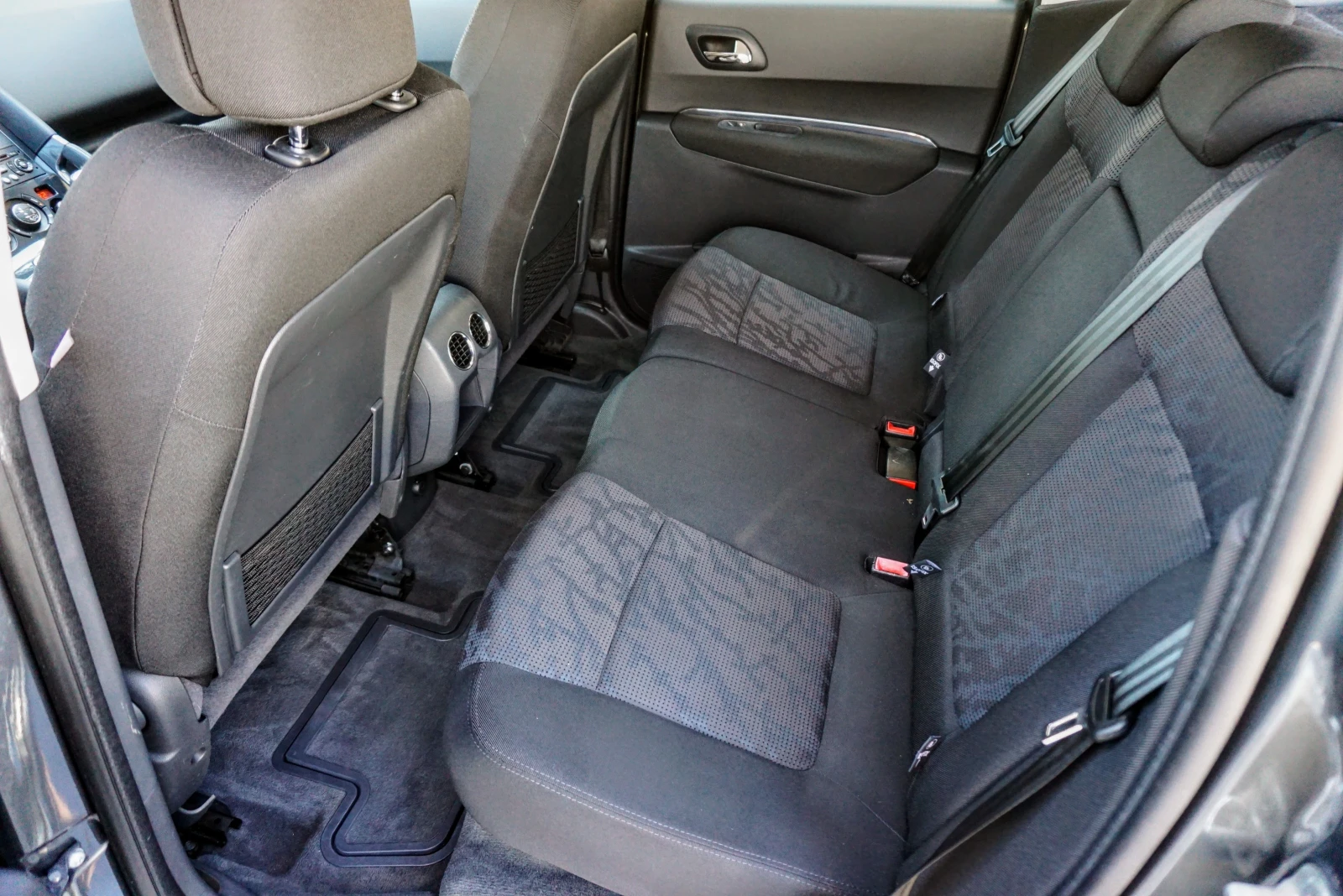 Peugeot 3008 1.6HDi Tecno  | Mobile.bg   11