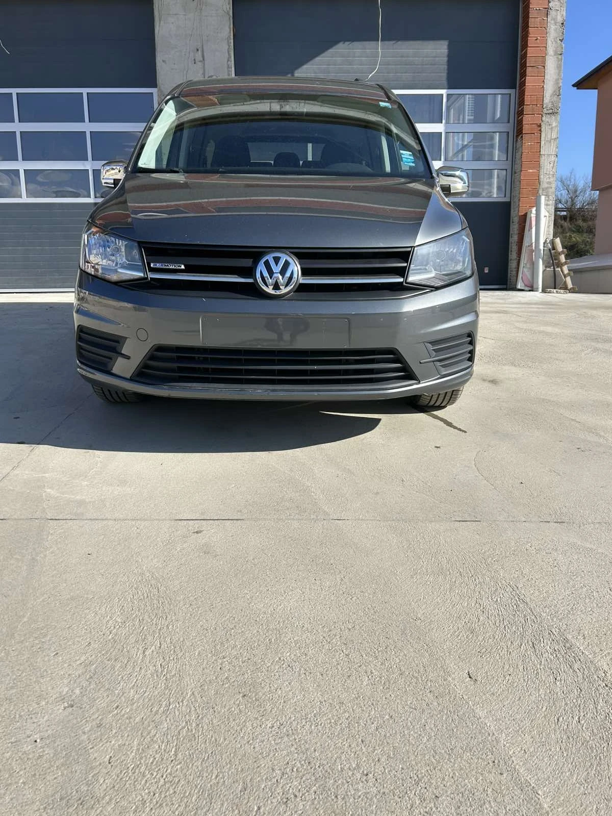 VW Caddy MAXI -TGI - изображение 2