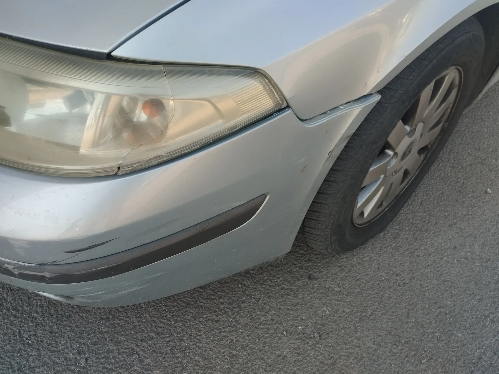 Renault Laguna 2.0 16v - изображение 8