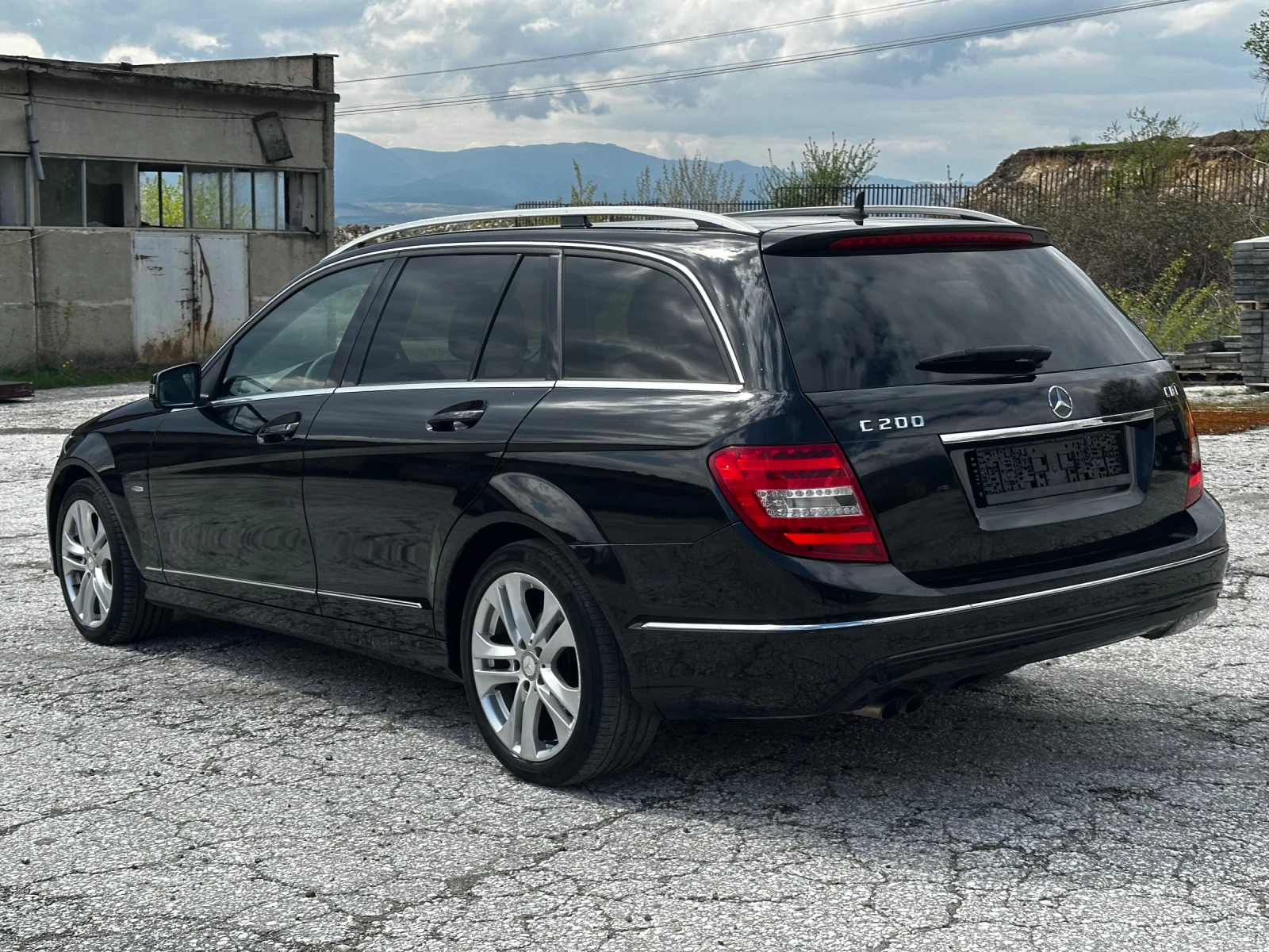 Mercedes-Benz C 220 Avantgarde Автоматик  - изображение 6