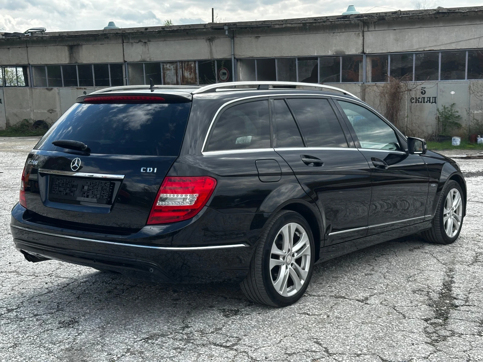 Mercedes-Benz C 220 Avantgarde Автоматик  - изображение 4