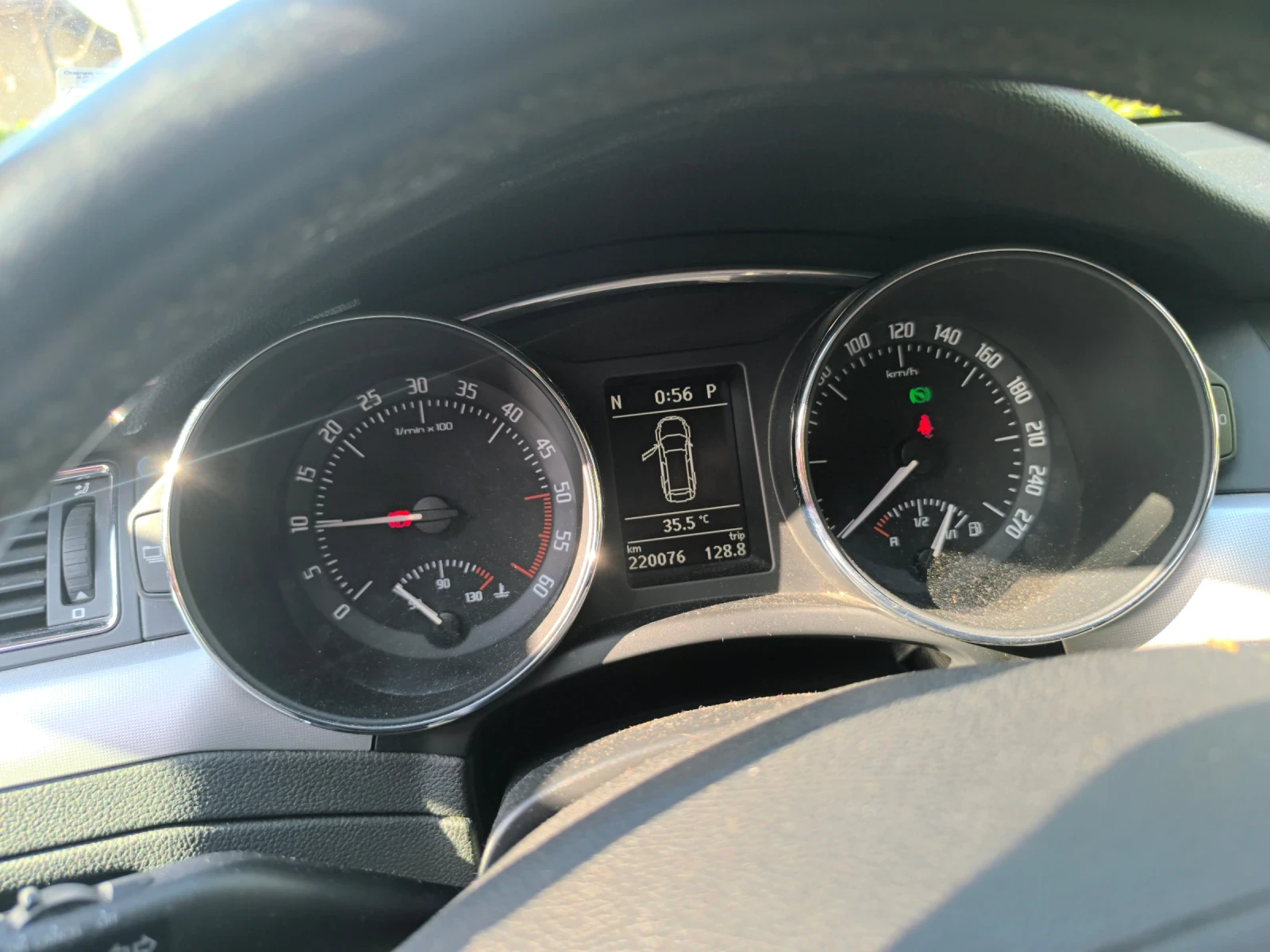 Skoda Superb  - изображение 10
