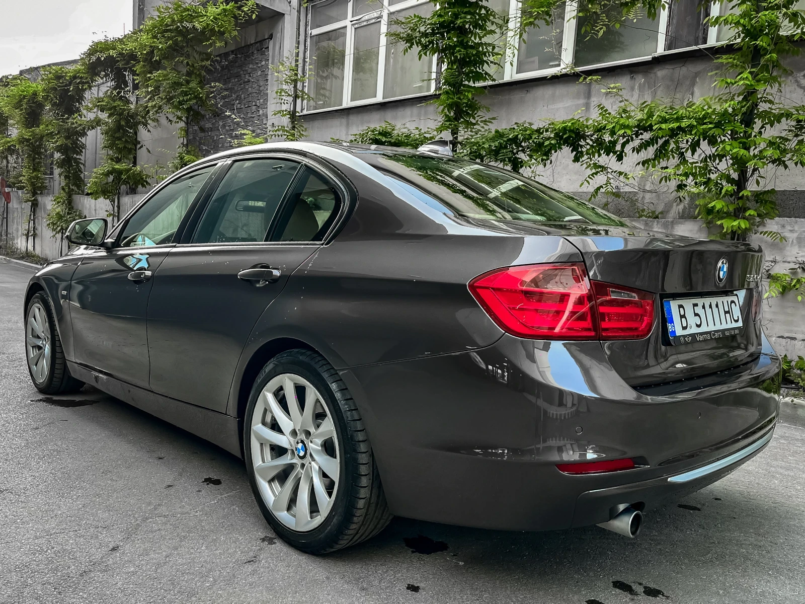 BMW 320 320D MODERN - изображение 3