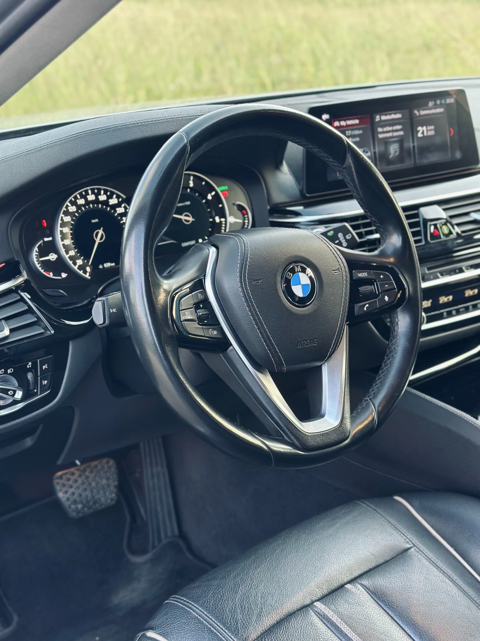 BMW 530 D Xdrive Luxury Line - първи собственик в България - изображение 10