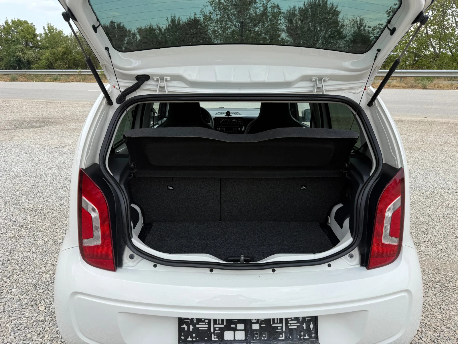 VW Up 1.0 I АВТОМАТ ЕВРО 6 - изображение 9