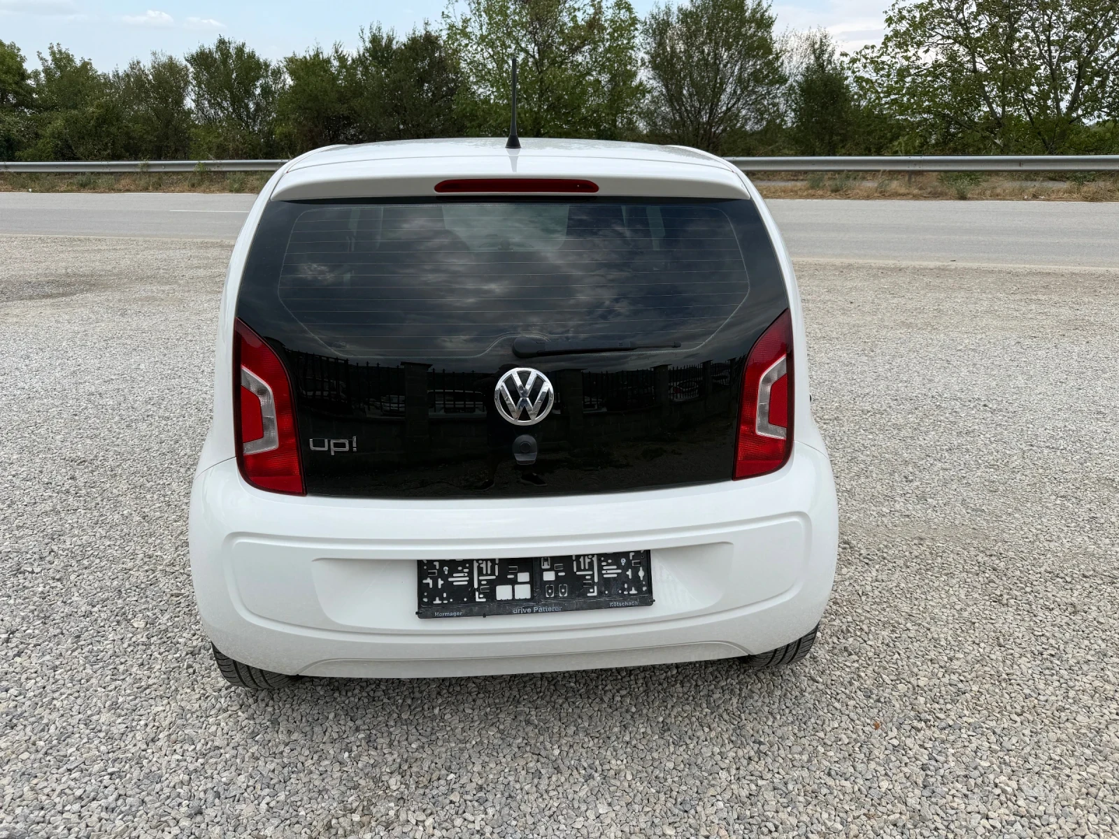 VW Up 1.0 I АВТОМАТ ЕВРО 6 - изображение 6