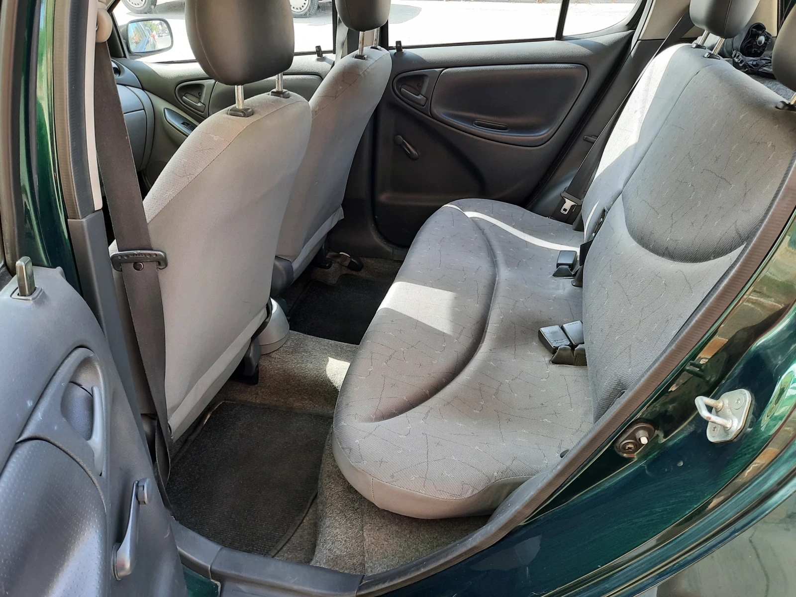 Toyota Yaris  - изображение 10