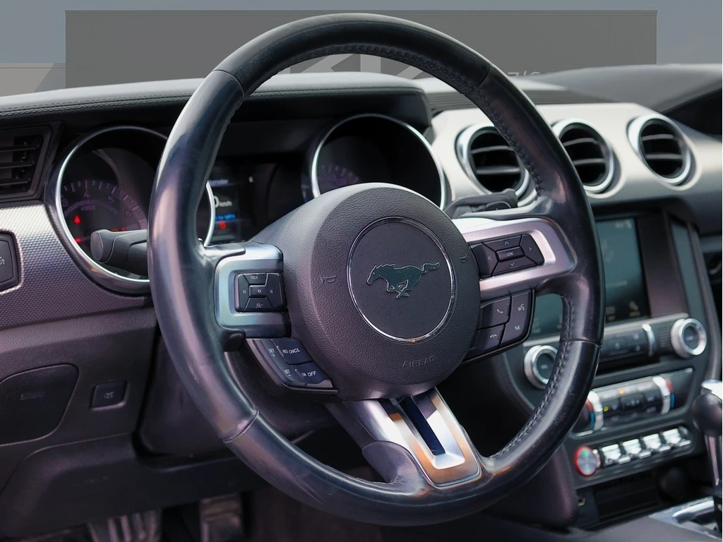 Ford Mustang ECOBOOST FASTBACK * * CARFAX * * АВТО КРЕДИТ * *  - изображение 8