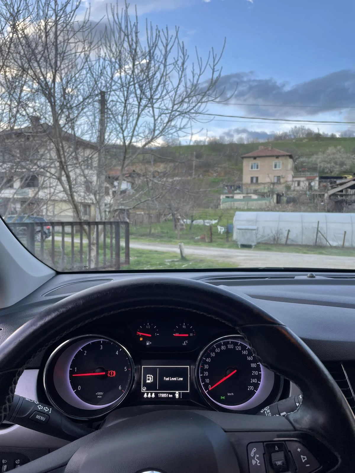 Opel Astra 1.6 CDTi, снимка 15 - Автомобили и джипове - 54123259