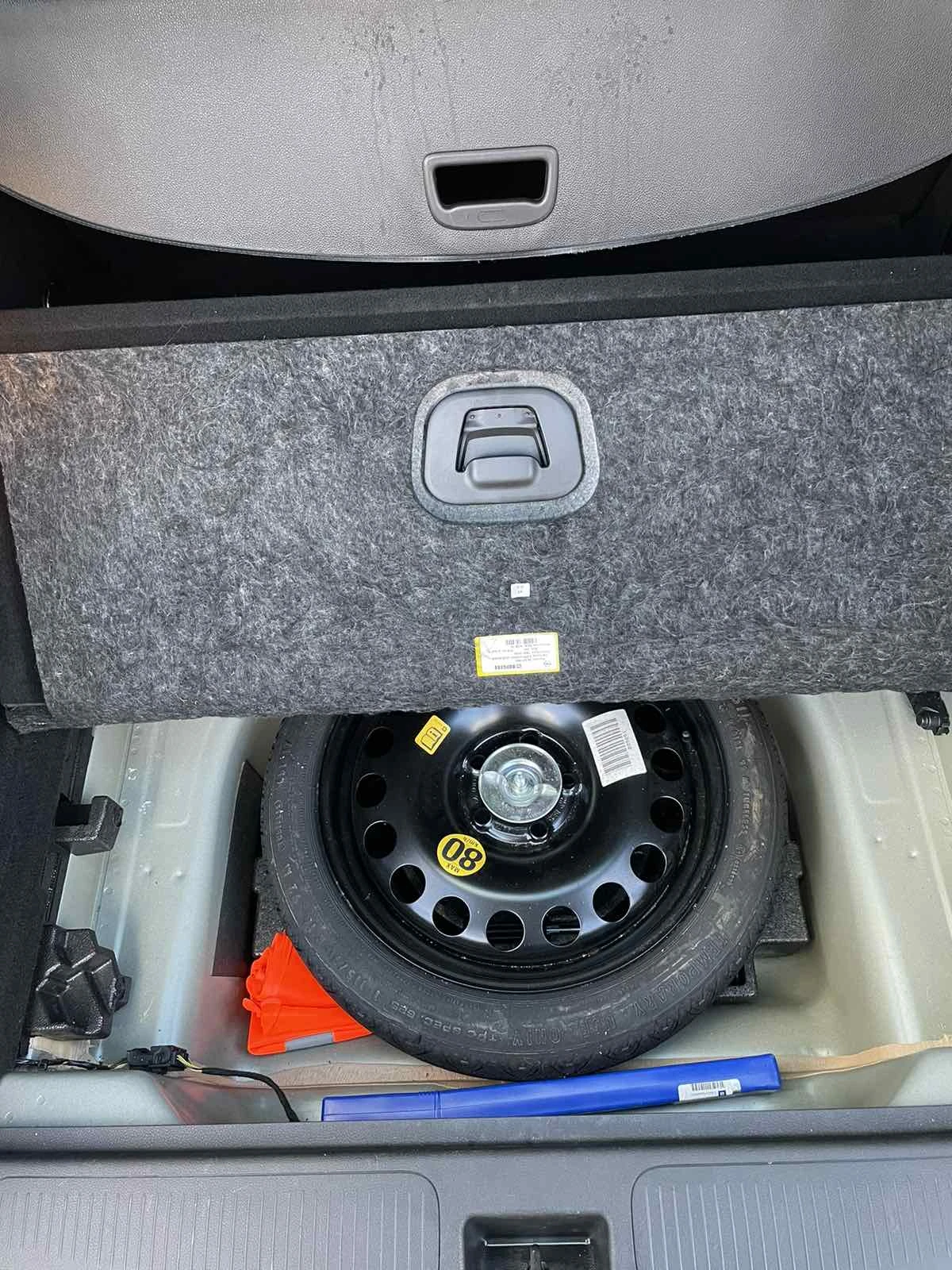 Opel Astra 1.6 CDTi, снимка 11 - Автомобили и джипове - 54123259