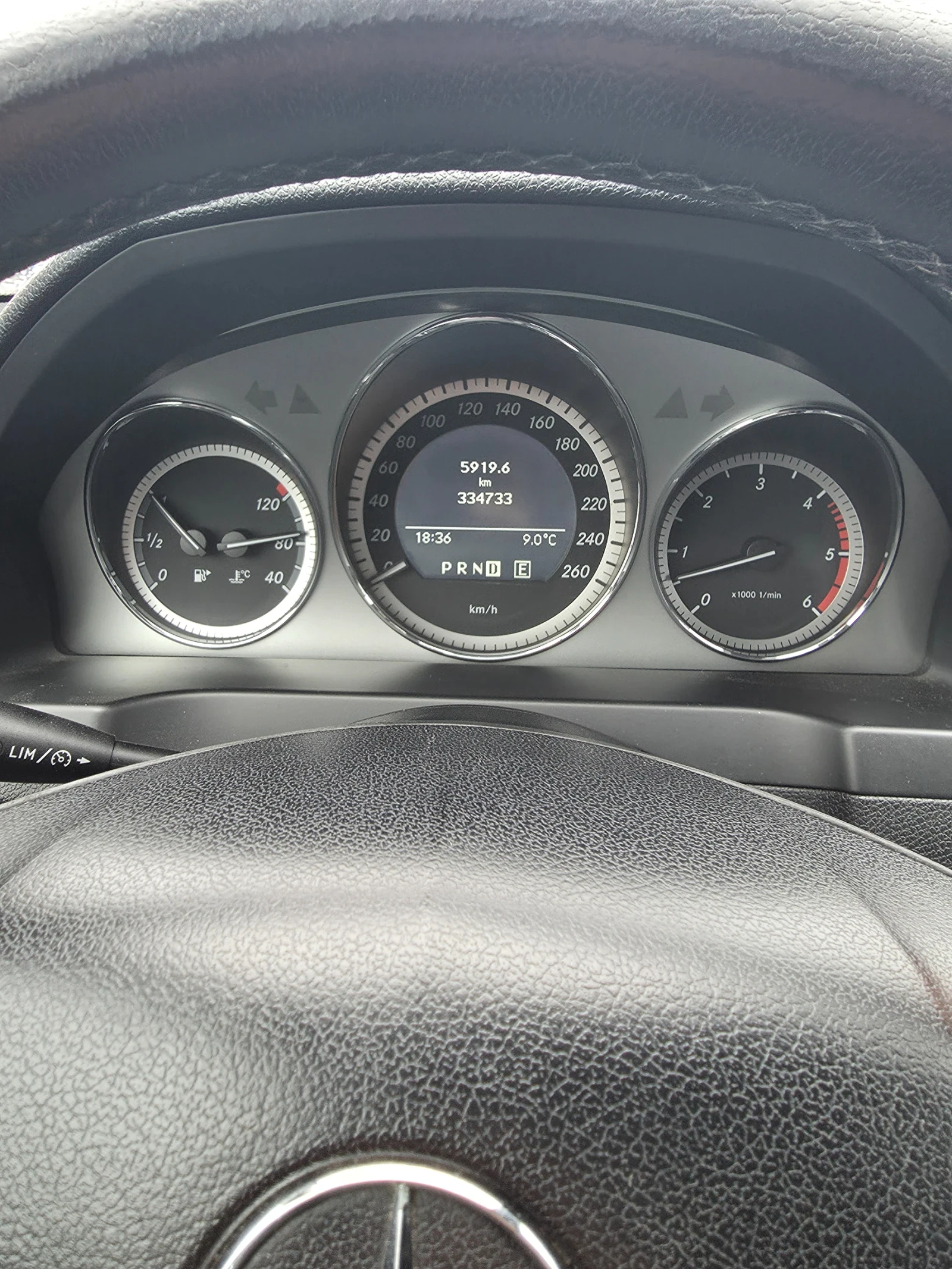 Mercedes-Benz C 350, снимка 11 - Автомобили и джипове - 54276491