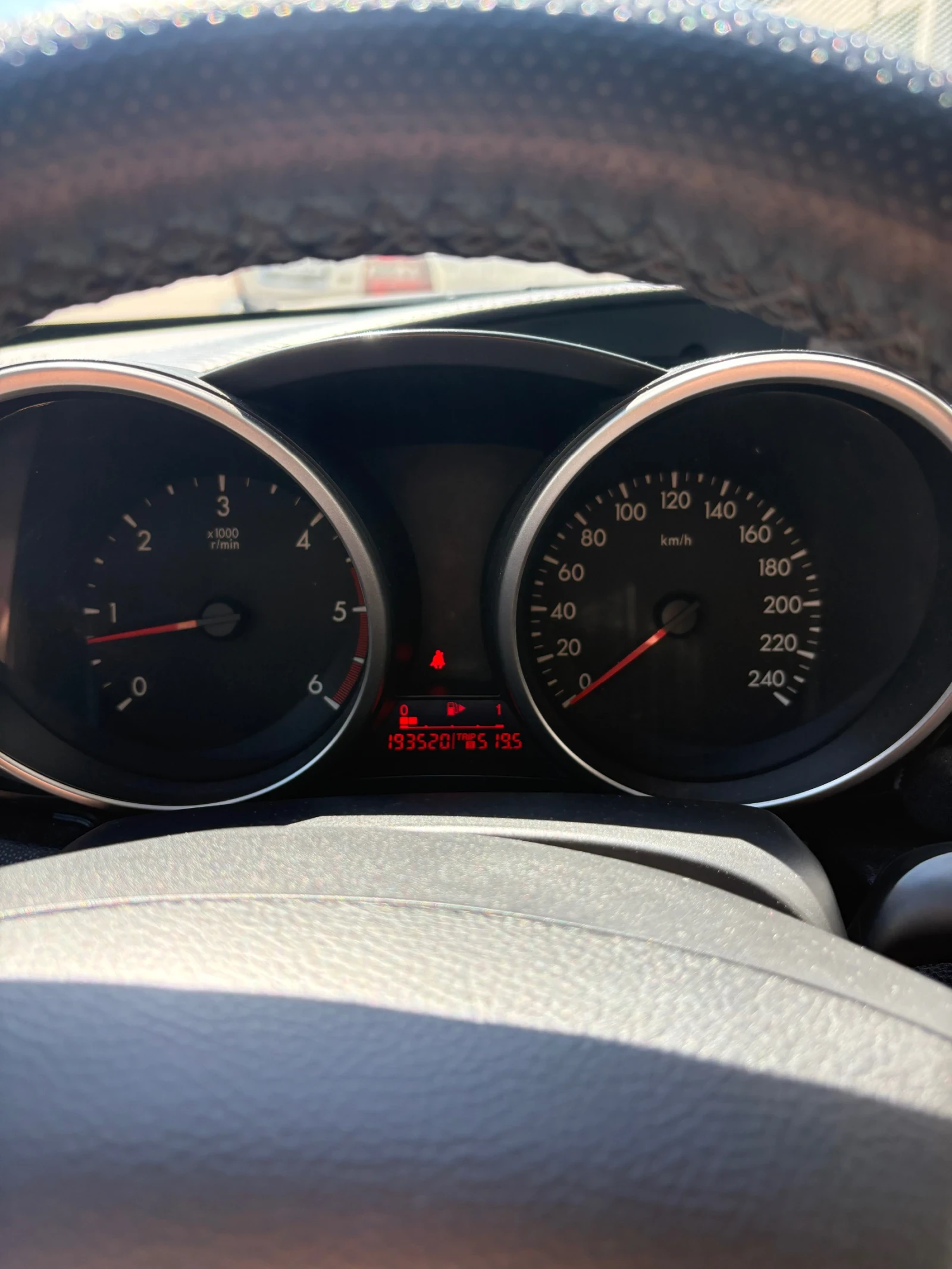 Mazda 3, снимка 13 - Автомобили и джипове - 54330874