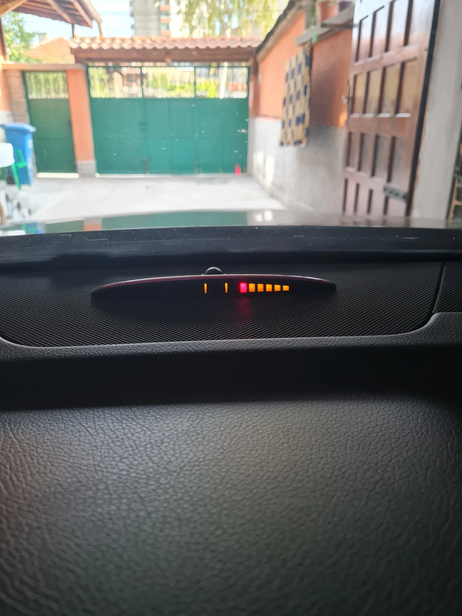 Mercedes-Benz C 200 Елегант, снимка 8 - Автомобили и джипове - 54378232