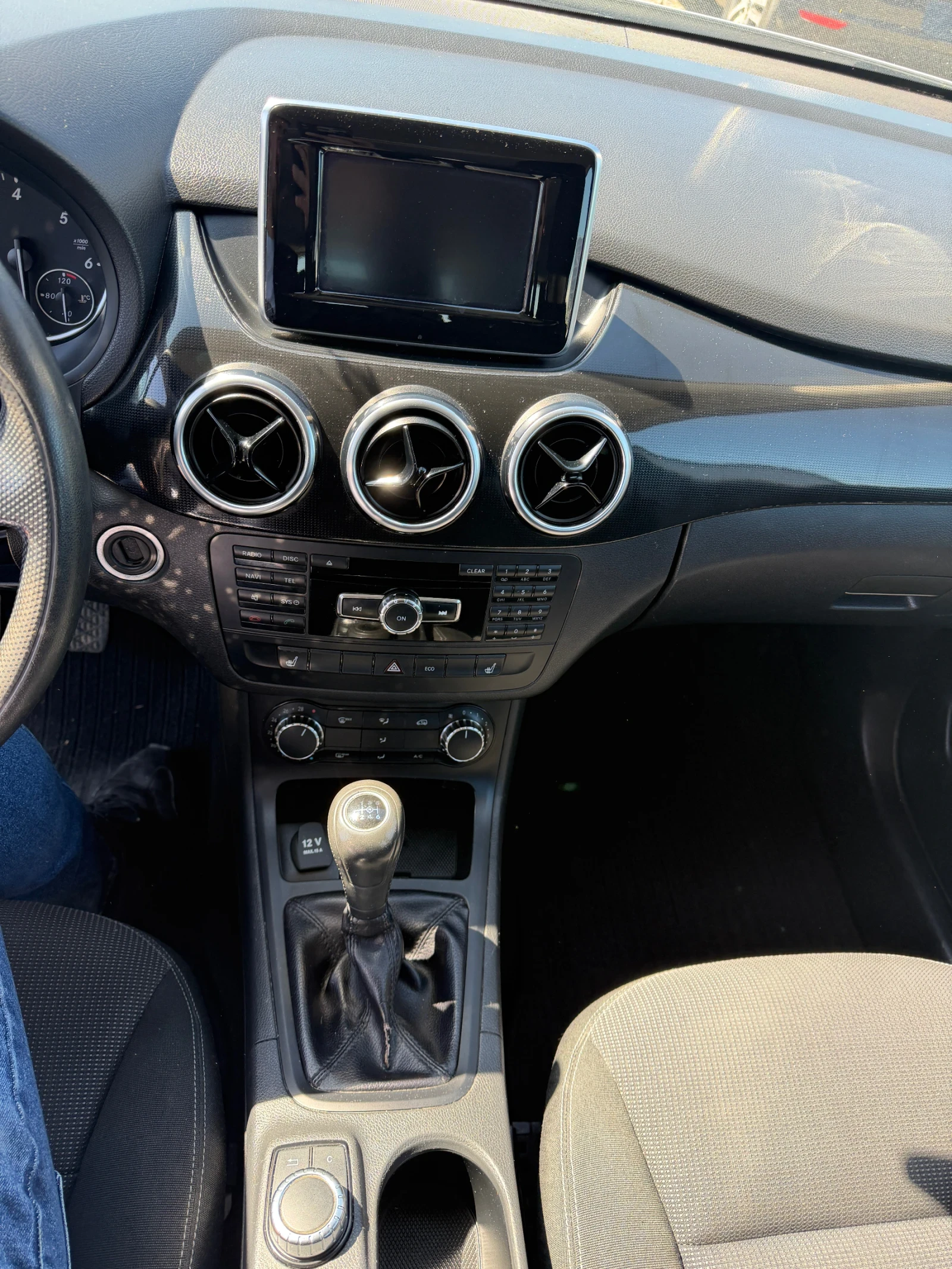 Mercedes-Benz B 180, снимка 11 - Автомобили и джипове - 54488695