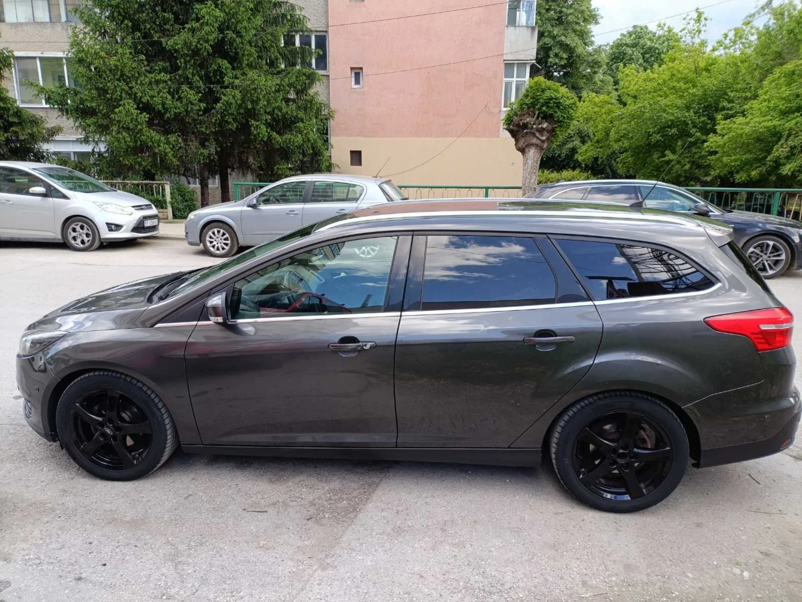 Ford Focus 1.5, снимка 3 - Автомобили и джипове - 54683611