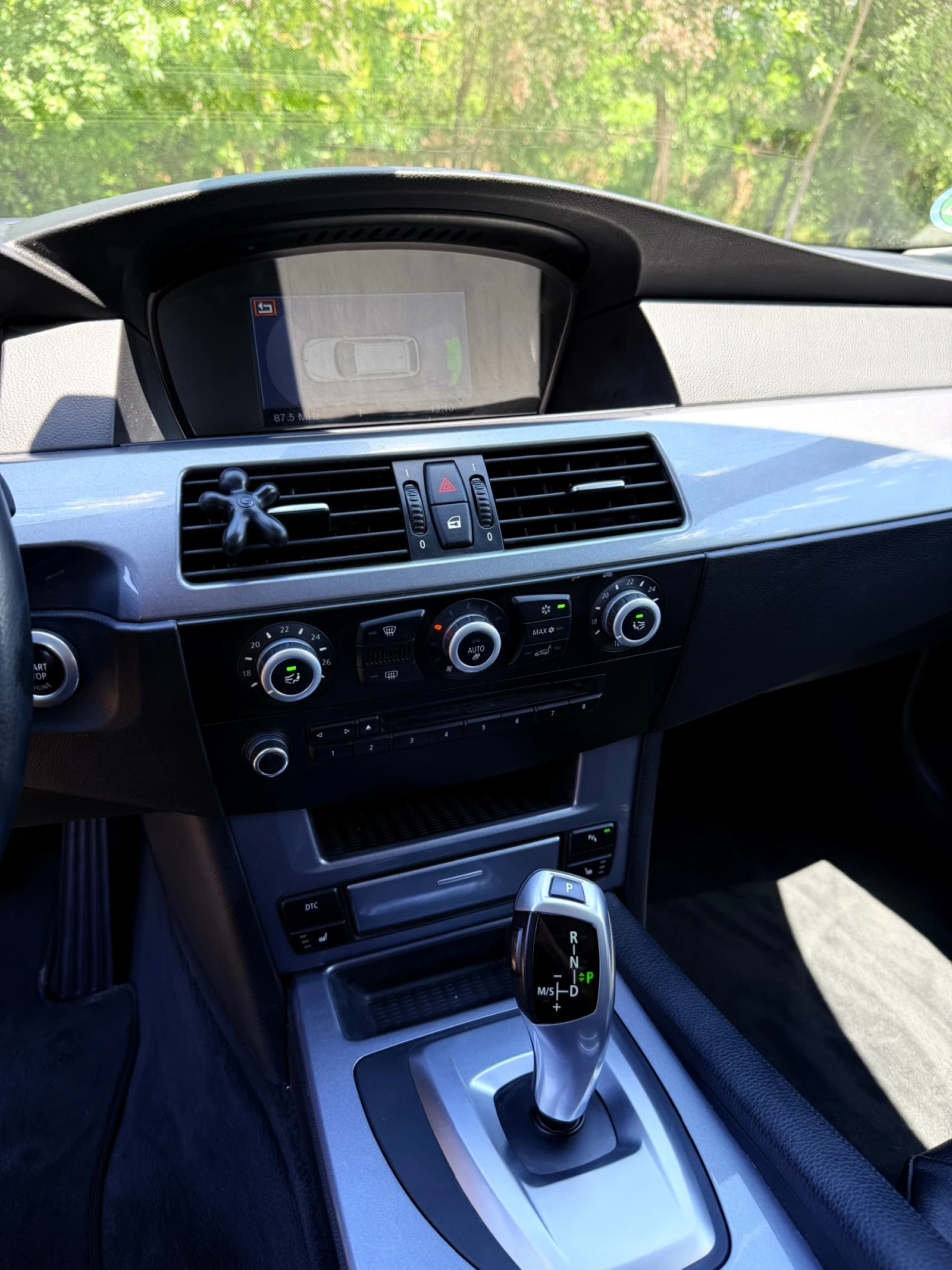 BMW 530 XD LCI, снимка 14 - Автомобили и джипове - 54729897