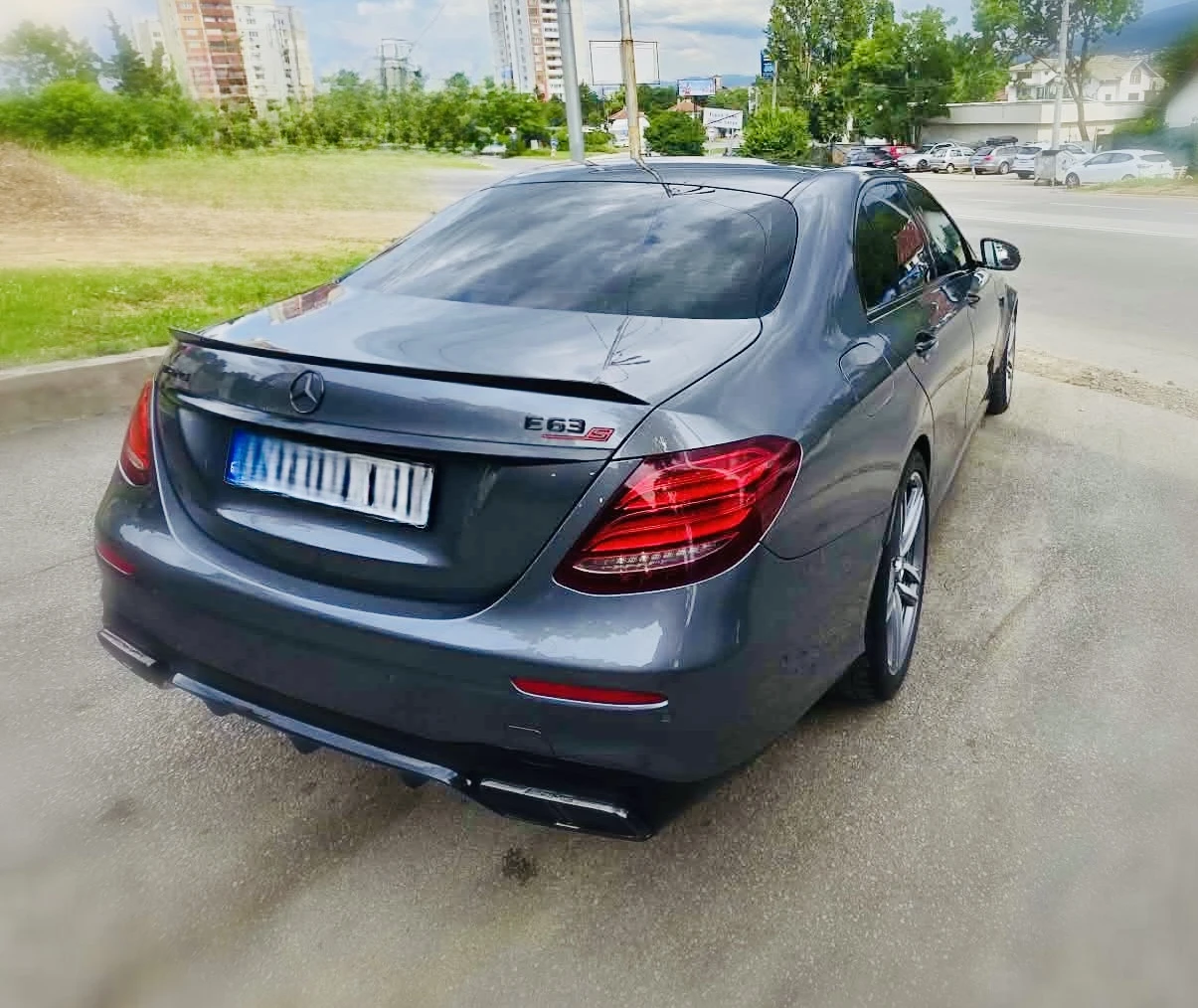 Mercedes-Benz E 63 AMG S, снимка 4 - Автомобили и джипове - 54857242