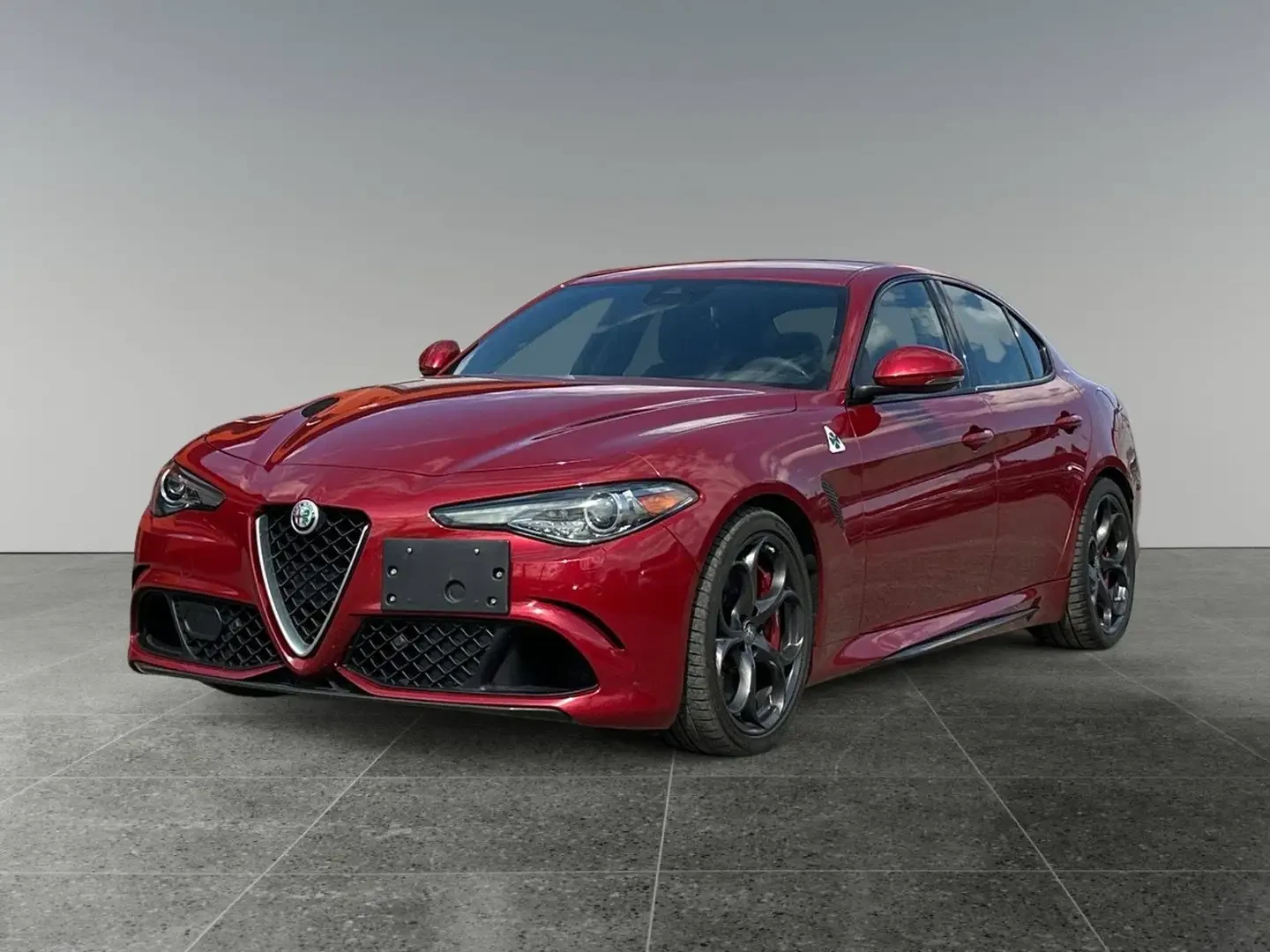 Alfa Romeo Giulia QUADROFOGLIO* FULL* КРАЙНА ЦЕНА ДО БЪЛГАРИЯ* , снимка 3 - Автомобили и джипове - 54959510