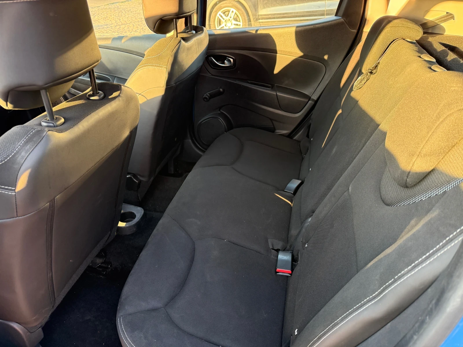 Renault Clio, снимка 7 - Автомобили и джипове - 55495311