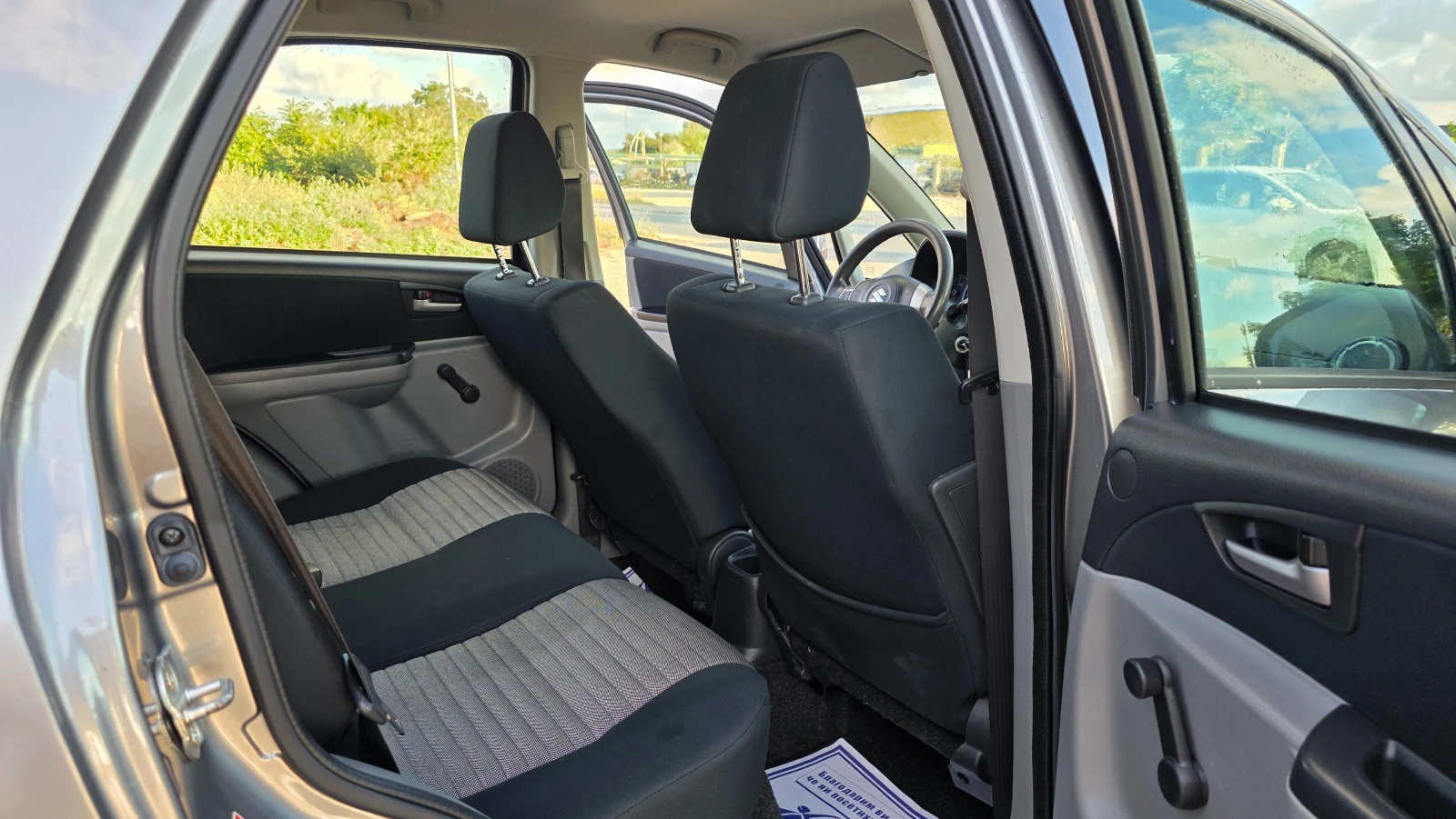 Suzuki SX4 105000км/4Х4, снимка 10 - Автомобили и джипове - 55905748