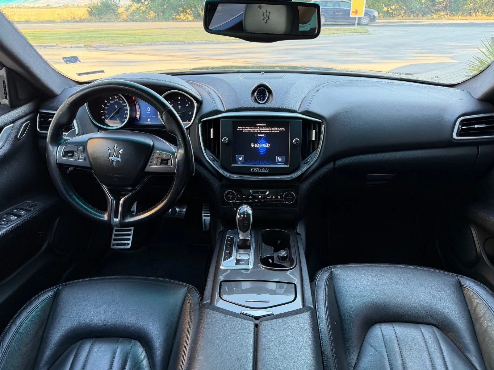 Maserati Ghibli 3.0D-V6 -SPORT-PODGREV-NAVI, снимка 13 - Автомобили и джипове - 55987367
