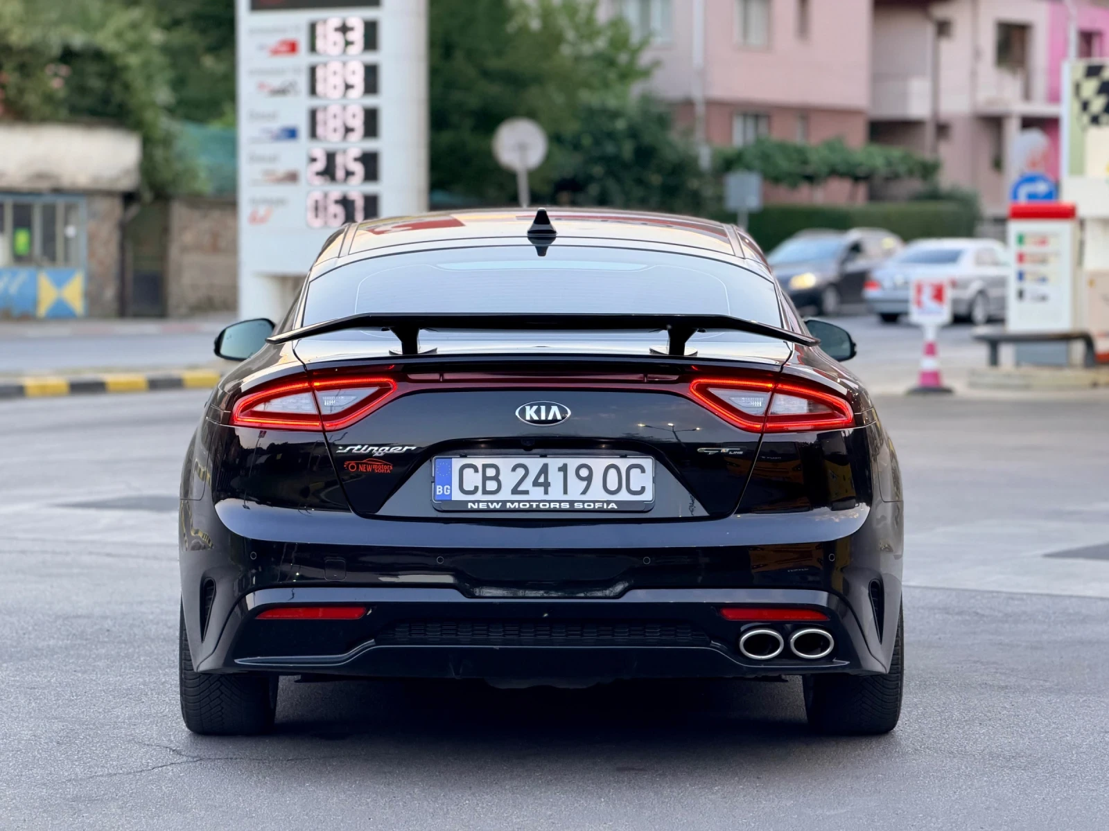 Kia Stinger 2.2-GT-Line-Full-Обслужен-лизинг, снимка 5 - Автомобили и джипове - 55989216