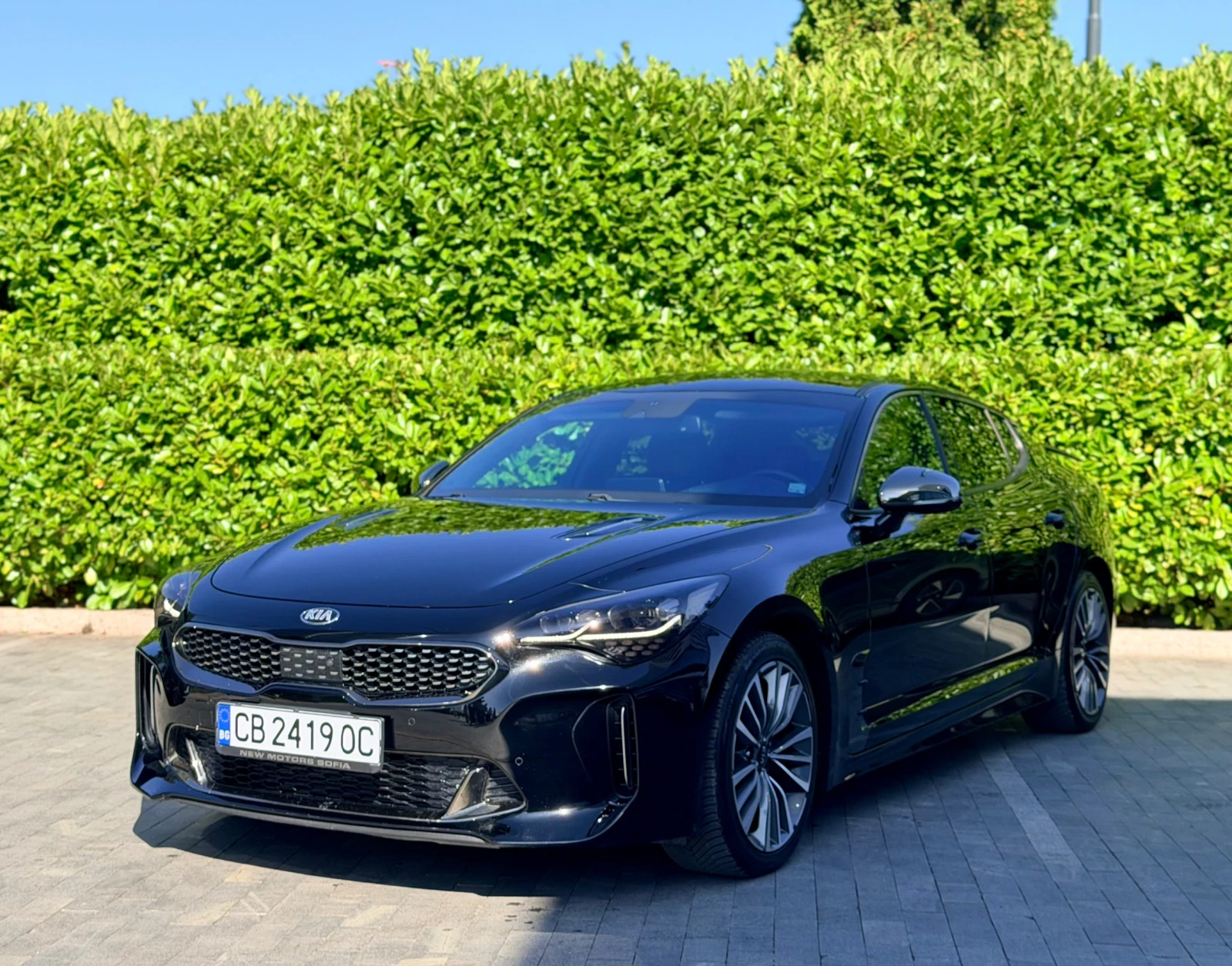 Kia Stinger 2.2-GT-Line-Full-Обслужен