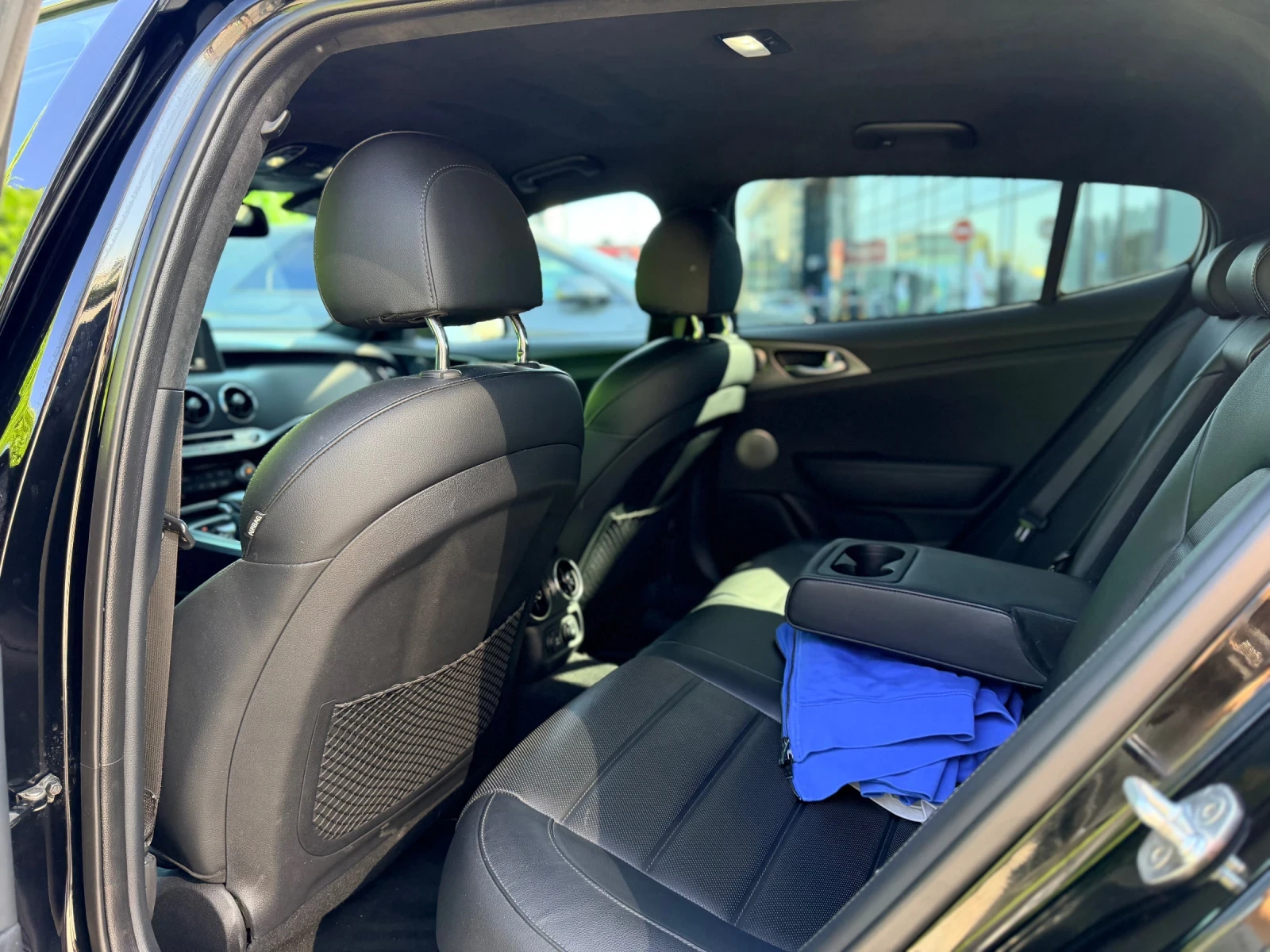 Kia Stinger 2.2-GT-Line-Full-Обслужен, снимка 13 - Автомобили и джипове - 55989216