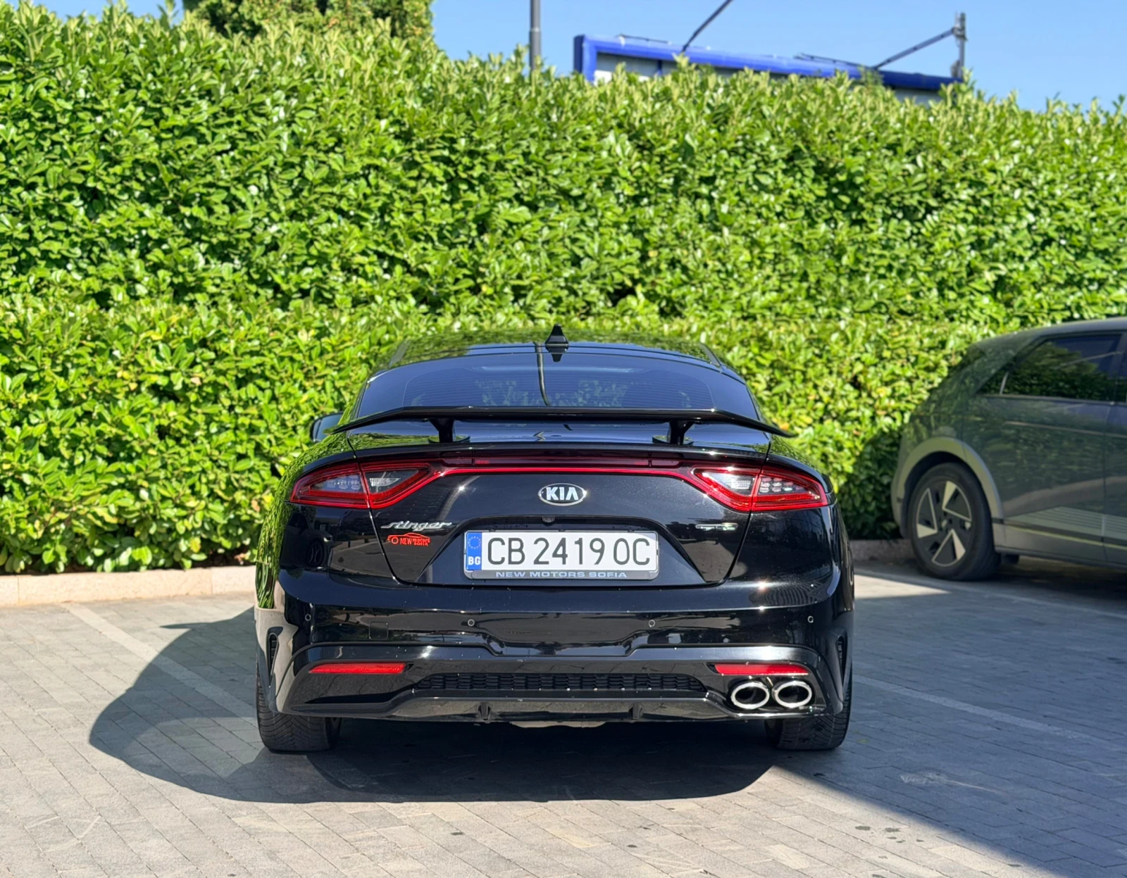 Kia Stinger 2.2-GT-Line-Full-Обслужен, снимка 5 - Автомобили и джипове - 55989216