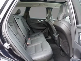 Volvo XC60 B5 AWD = Plus Dark = Гаранция, снимка 11