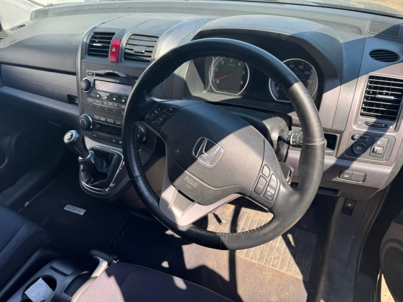 Honda Cr-v 2.2 i-ctdi 140кс, снимка 6 - Автомобили и джипове - 46656777