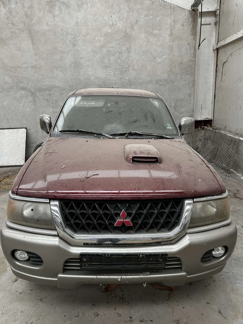 Mitsubishi Pajero sport, снимка 5 - Автомобили и джипове - 48514235