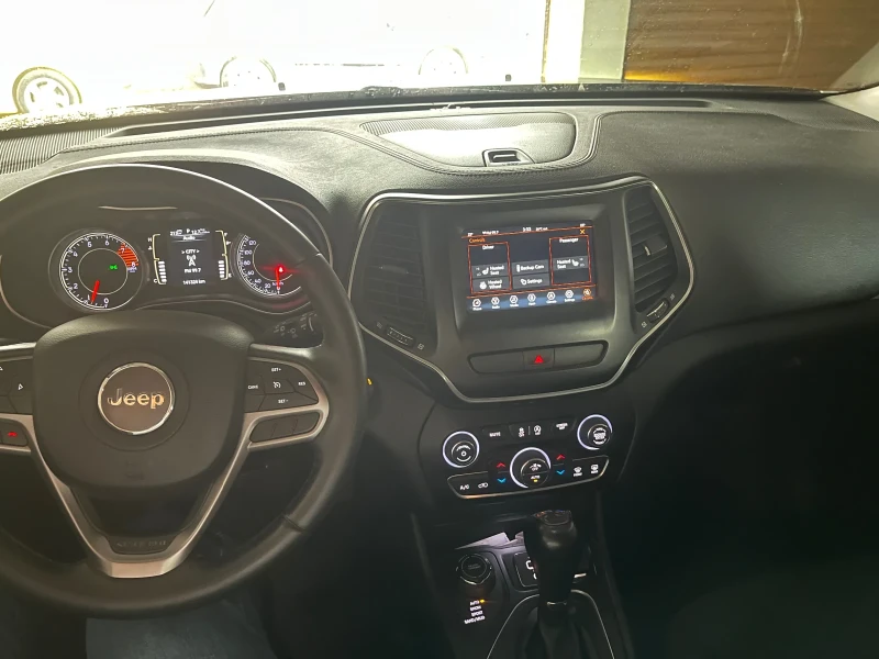 Jeep Cherokee V6, 4X4, 9ATX, снимка 15 - Автомобили и джипове - 49516934