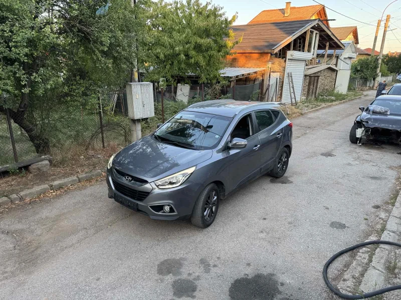 Hyundai IX35 1.6 GDI, снимка 8 - Автомобили и джипове - 52564069