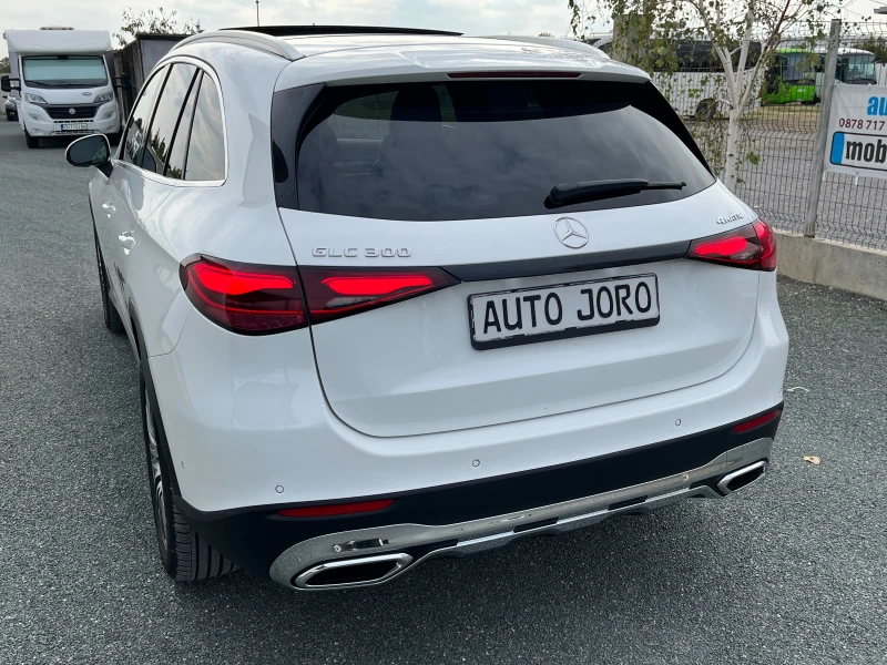 Mercedes-Benz GLC 300 2.0i-Като Нова, снимка 3 - Автомобили и джипове - 52393542