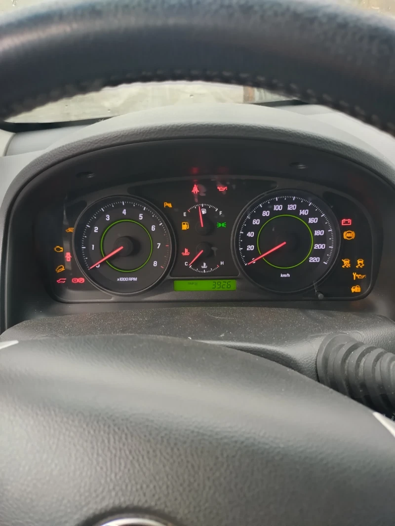 Chevrolet Captiva, снимка 6 - Автомобили и джипове - 53303835