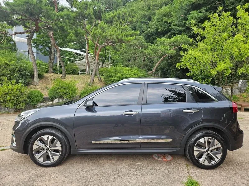 Kia Niro Ev Noblesse, снимка 7 - Автомобили и джипове - 55925910