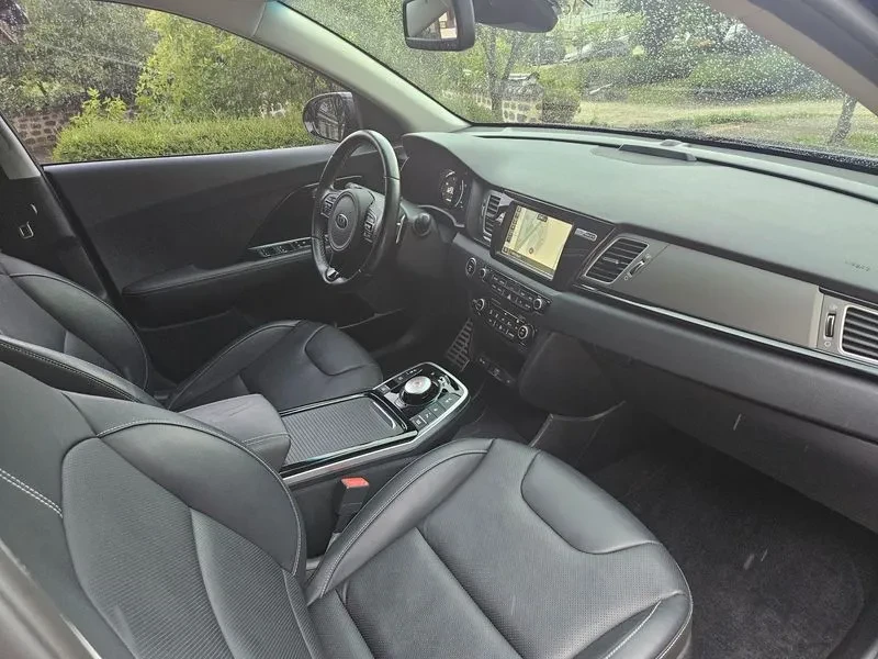 Kia Niro Ev Noblesse, снимка 16 - Автомобили и джипове - 55925910