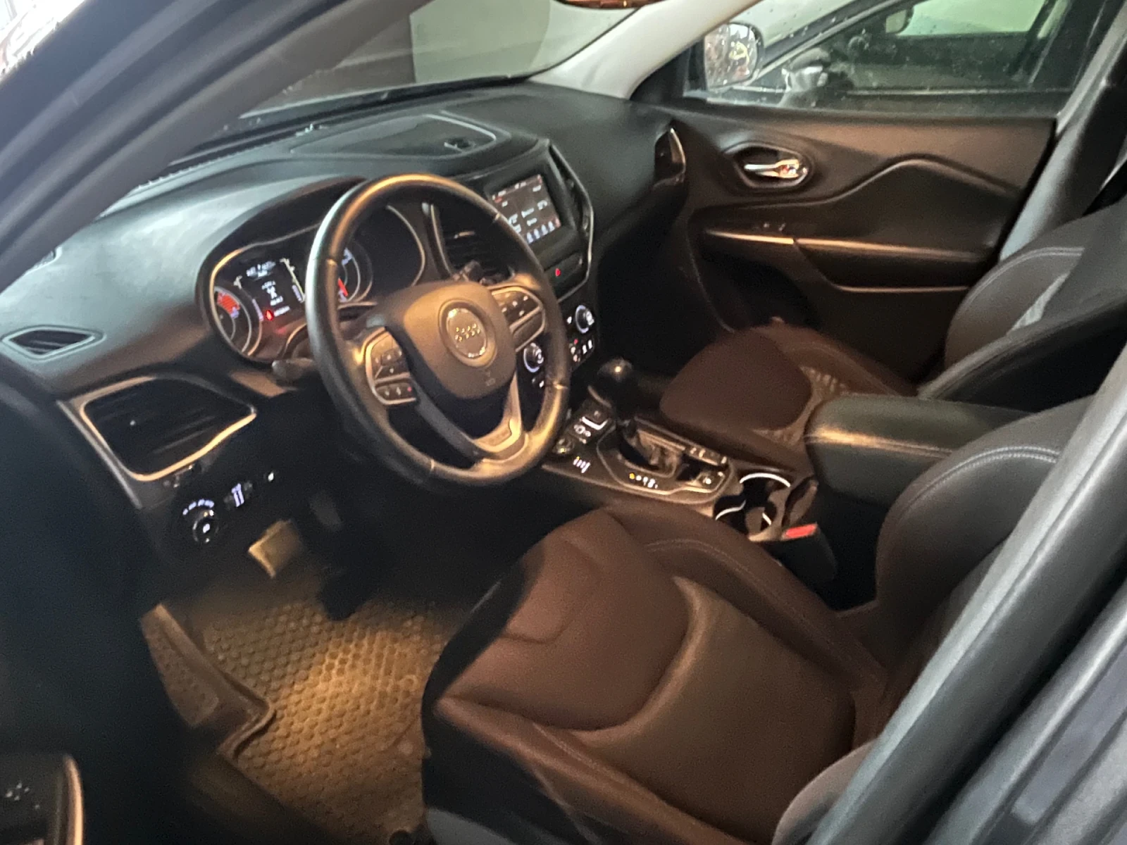 Jeep Cherokee V6, 4X4, 9ATX | Mobile.bg � ����������� 12