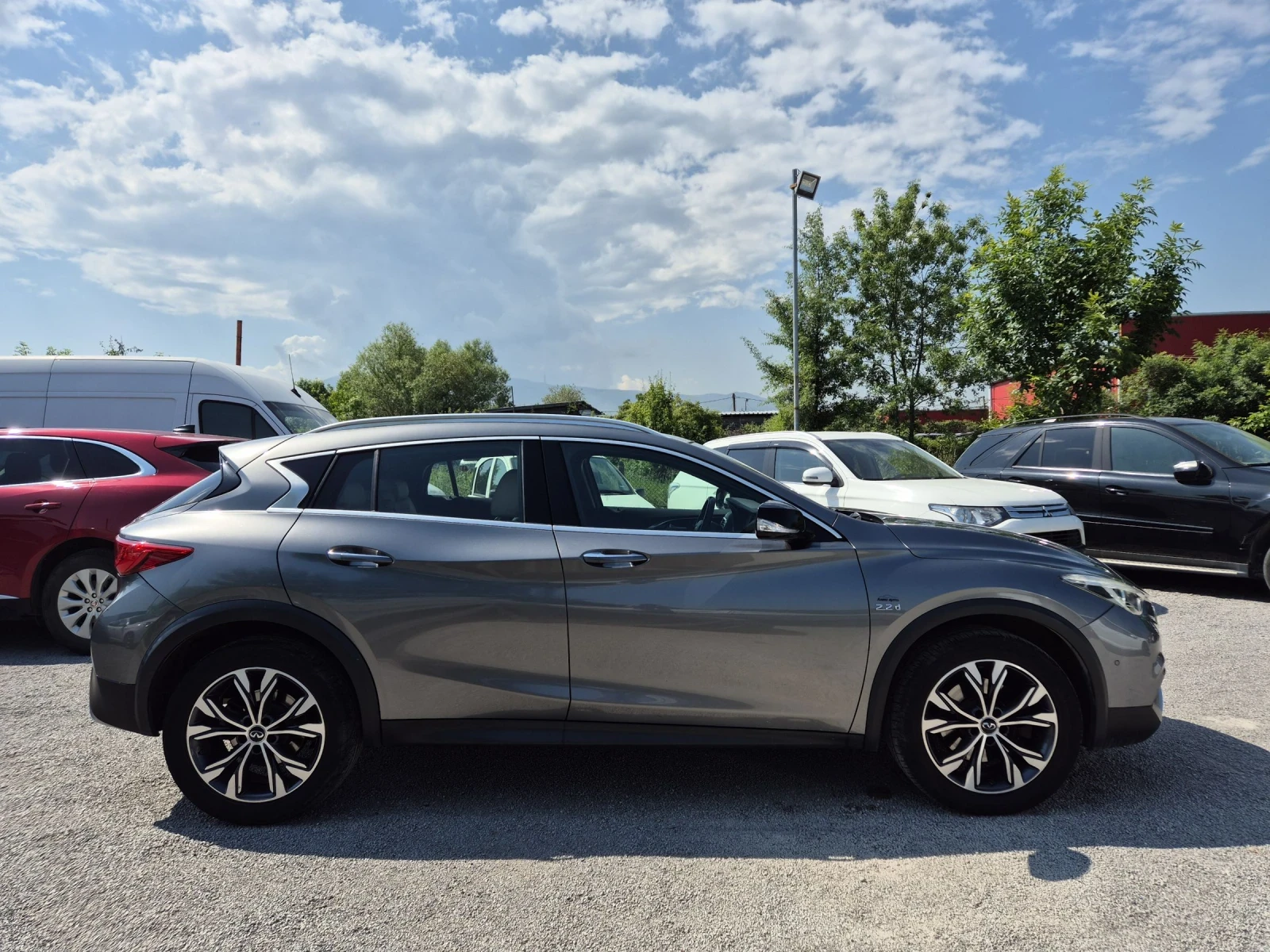 Infiniti QX30 2.2D-AWD/FULL - изображение 5