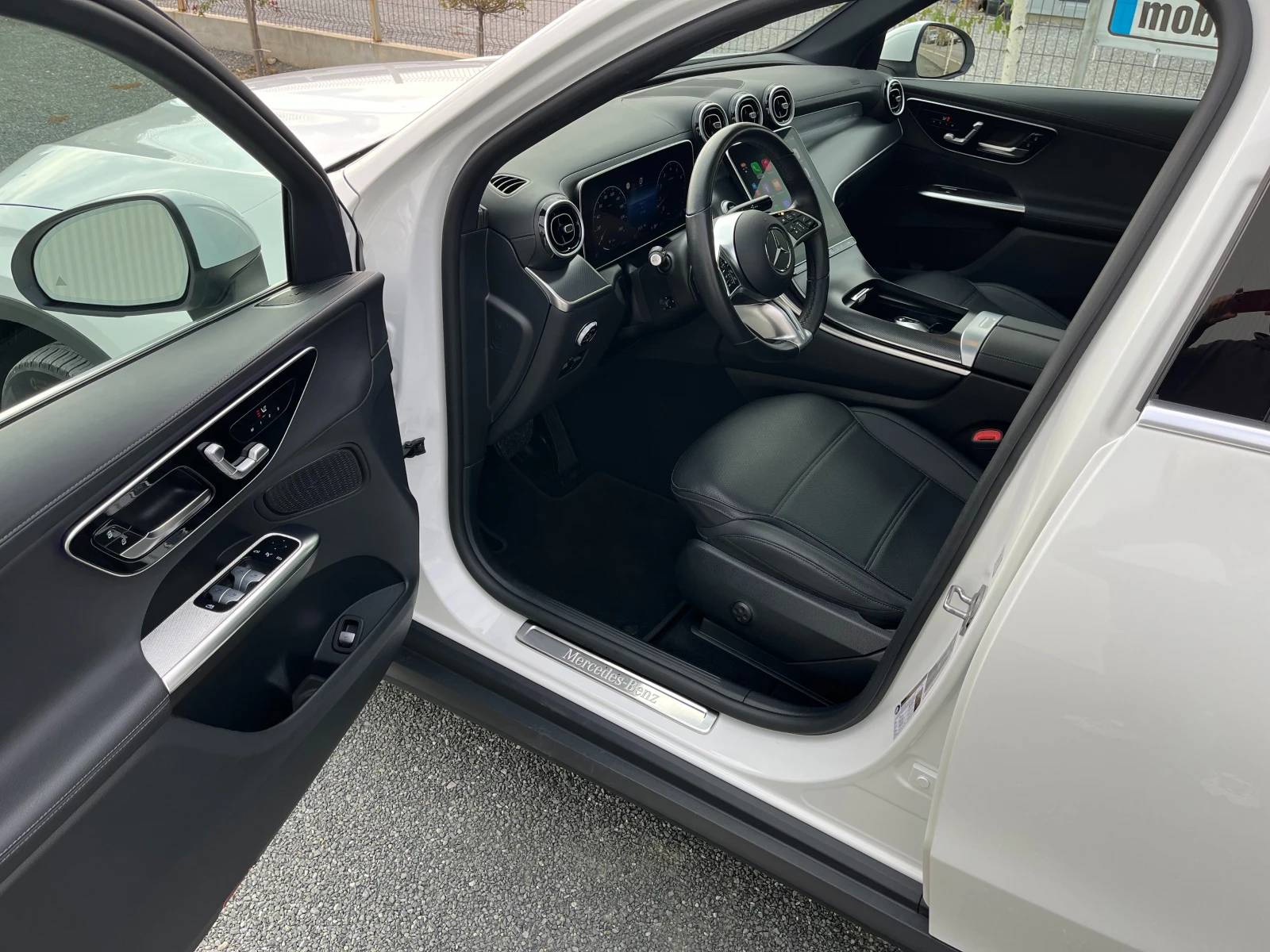 Mercedes-Benz GLC 300 2.0i-  | Mobile.bg   13