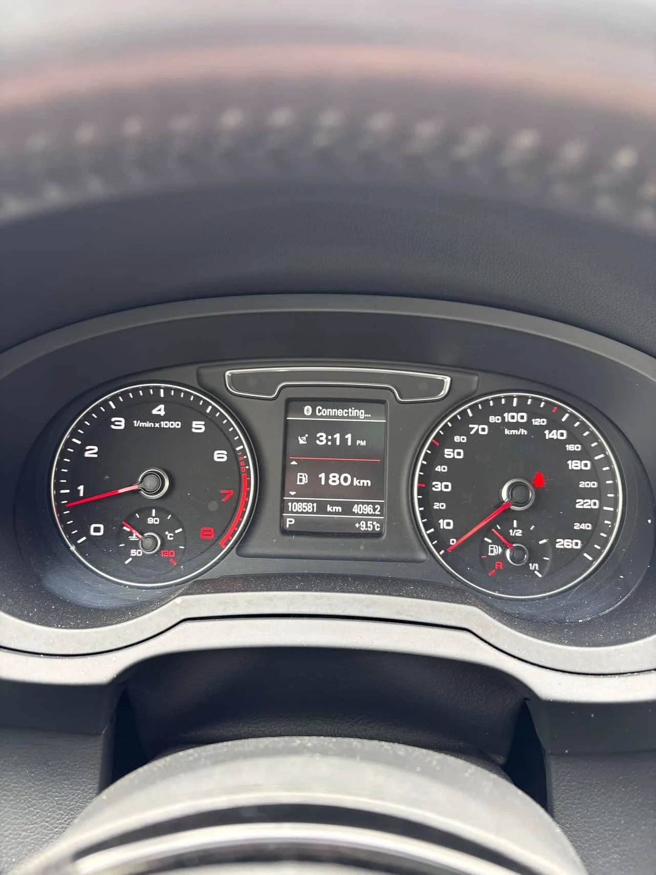 Audi Q3 PROGRESSIV/CARFAX/ПАНОРАМА/ПОДГРЕВИ, снимка 8 - Автомобили и джипове - 53907233