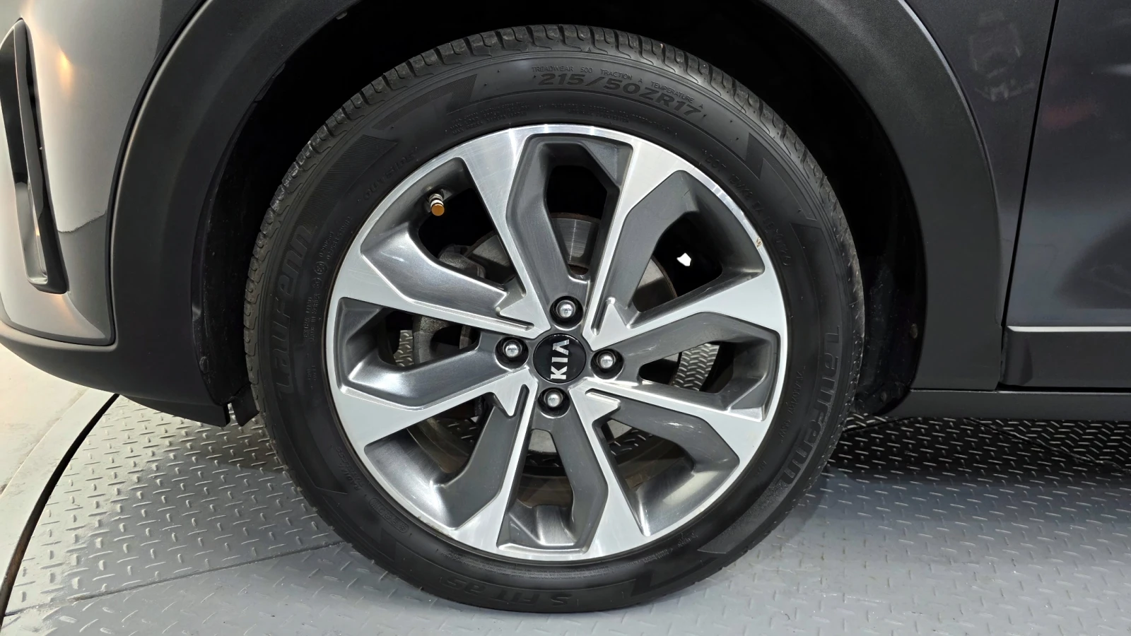 Kia Stonic 1.6 Prestige autogeorge.com, снимка 5 - Автомобили и джипове - 54136412