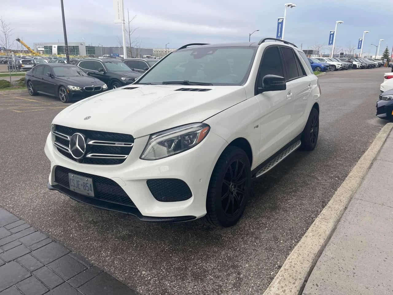 Mercedes-Benz GLE 43 AMG | DISTRONIC | 360 | HARMAN KARDON | CARFAX | 